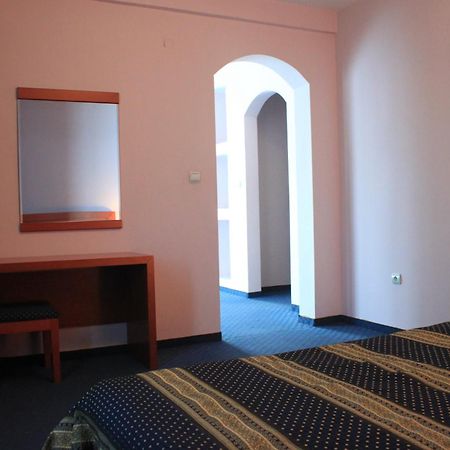 Hotel Apollonia Priština Pokoj fotografie