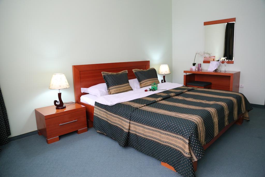 Hotel Apollonia Priština Pokoj fotografie